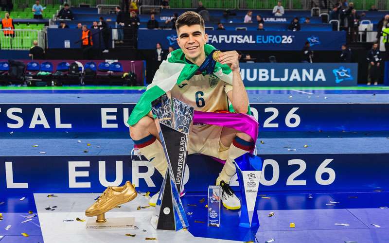 Antonio Pérez: Bota de oro, mejor jugador de la final y MVP del torneo