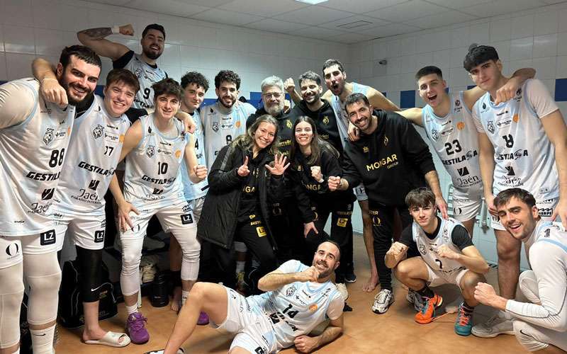 El Jaén FS Basket remonta y ofrece otra exhibición para ser más líder