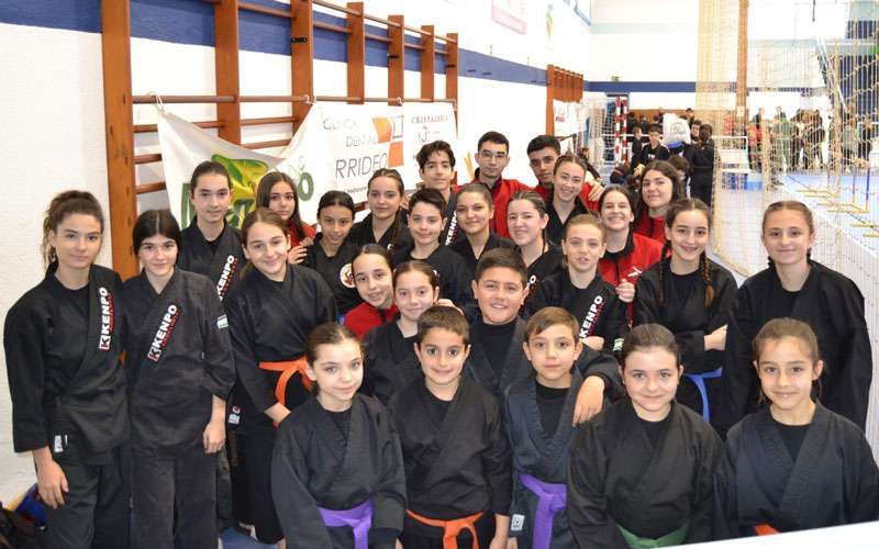 El CD Estudio Martos suma 24 medallas en el Andaluz de kenpo