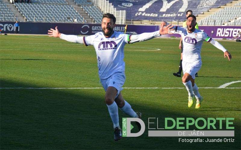 Ñito marca el ritmo en la merecida victoria del Real Jaén ante la Minera