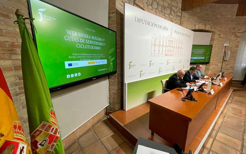 El Parque Natural de Sierra Mágina cuenta con su primera web turística y nuevas guías de senderismo y cicloturismo