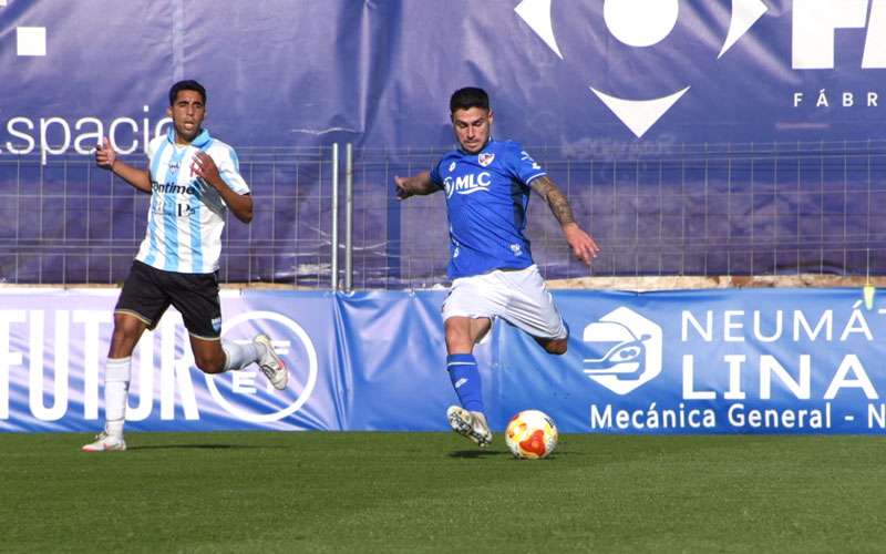 Derrota del Linares Deportivo en el partido aplazado ante La Unión