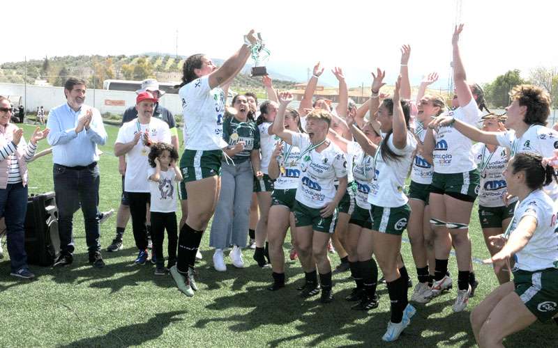 El Jaén Rugby femenino recibirá la copa de campeón de Andalucía