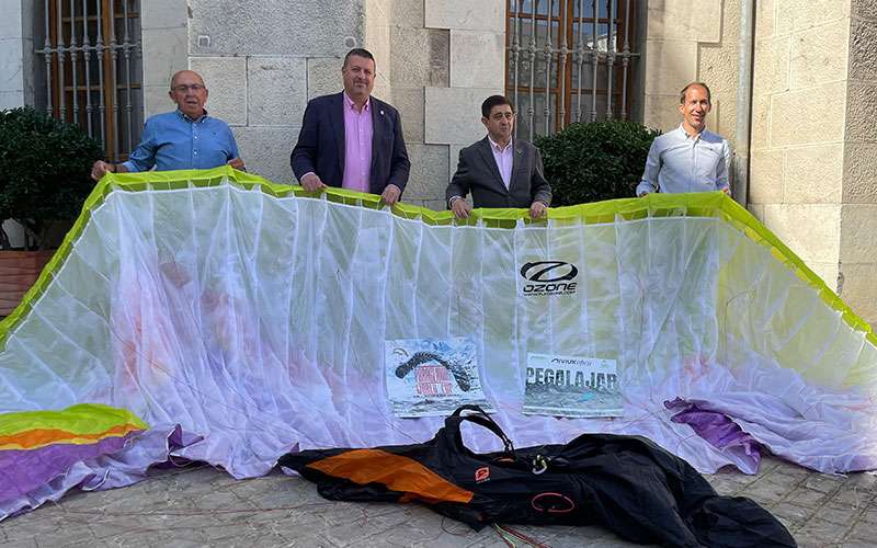 Pegalajar reúne a los mejores pilotos en la Superfinal de la Copa del Mundo de Parapente