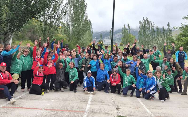 El XX Torneo Sierra Cazorla de bolo andaluz reunió a unos 200 participantes