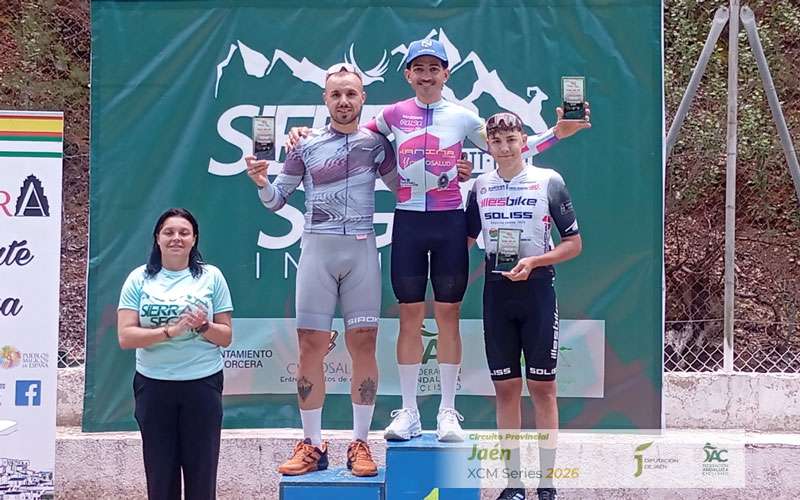 La ‘Sierra de Segura Infinita’ de Orcera coronó a Poza y a Herrera