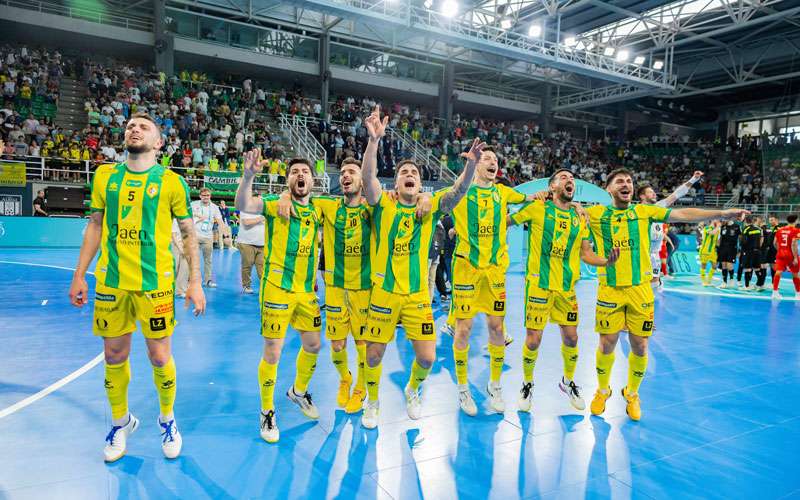 El playoff por el título de liga arranca en Murcia