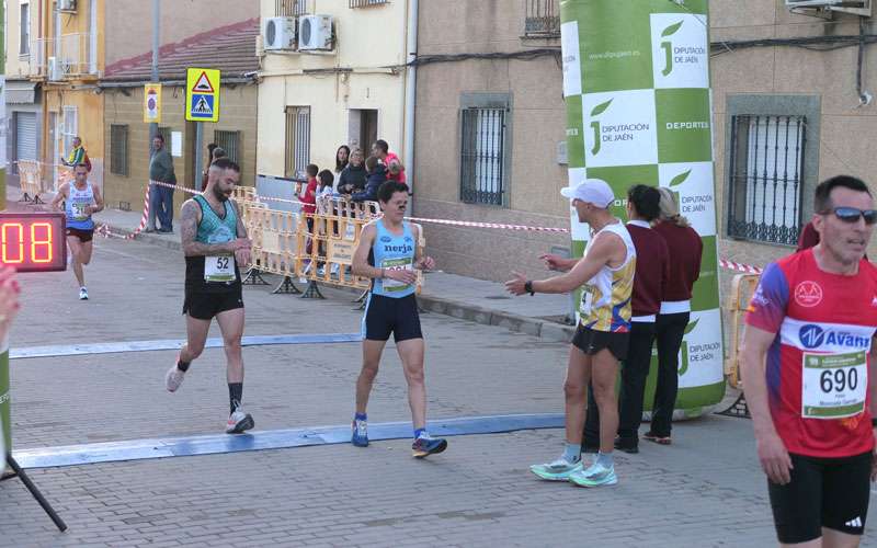 Óscar Aymerich y Lola Chiclana se imponen en la XXVII San Isidro de Jabalquinto