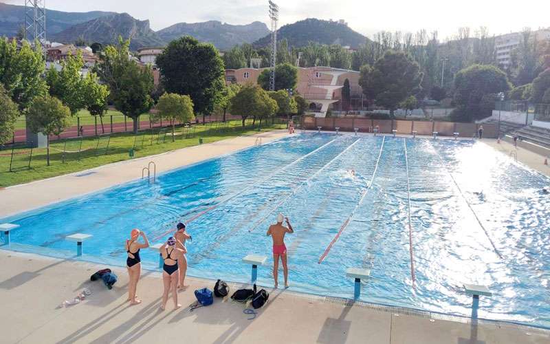 Los clubes de la capital ya pueden entrenar en la piscina de 50 metros de La Salobreja