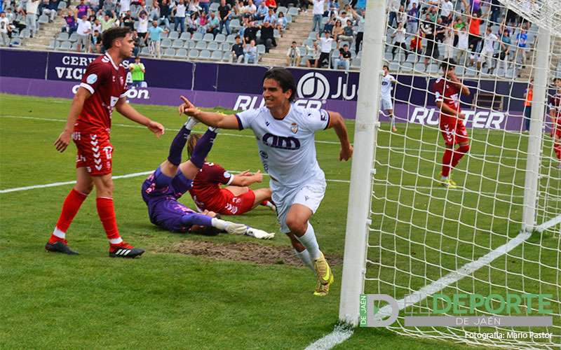 El Real Jaén certifica su billete para jugar el playoff  de ascenso