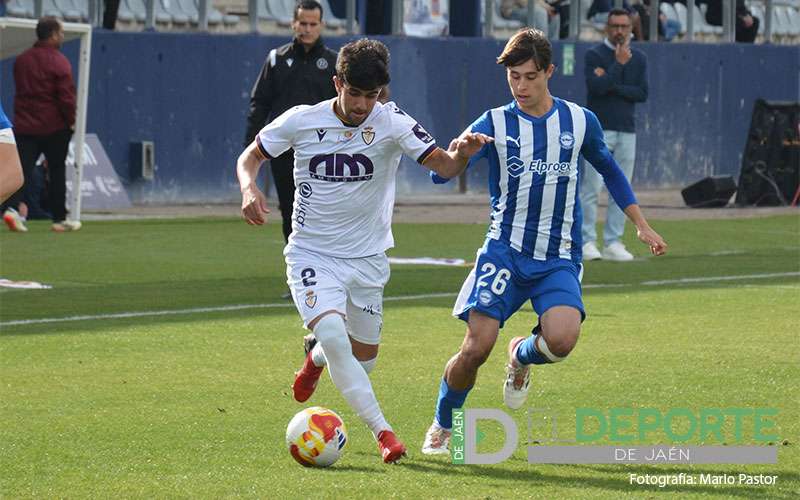 El Real Jaén deberá buscar la remontada para seguir vivo en el playoff de ascenso