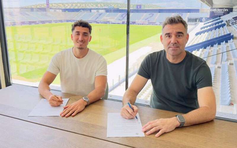 Alejandro Pérez refuerza la línea defensiva del Real Jaén