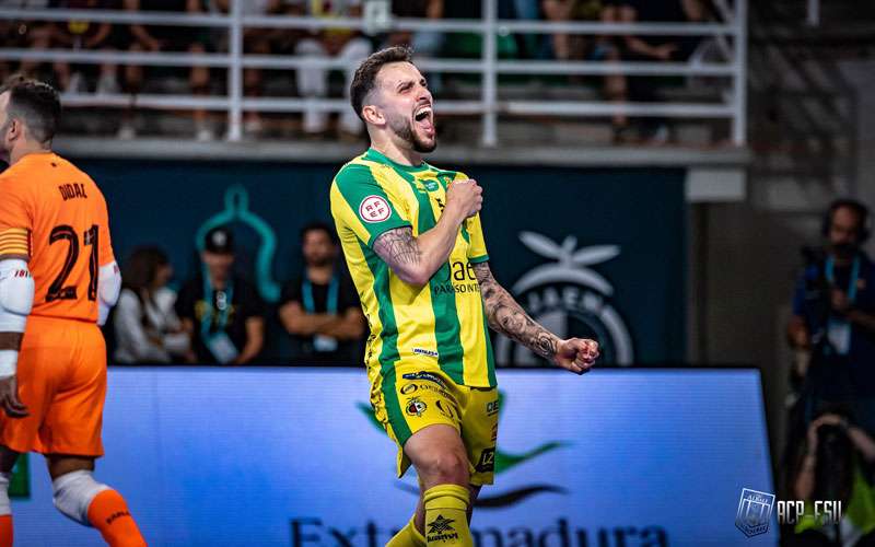 El Jaén FS anuncia la renovación de Joäo Salla