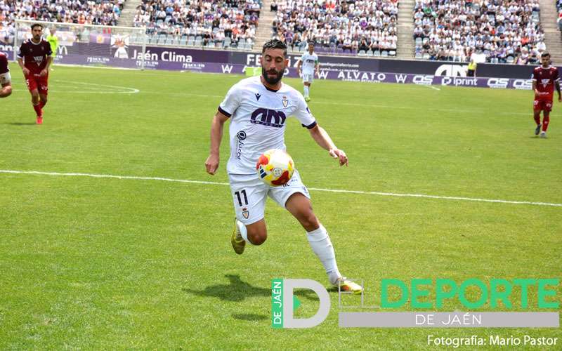 Mario Martos continuará en el Real Jaén hasta 2028