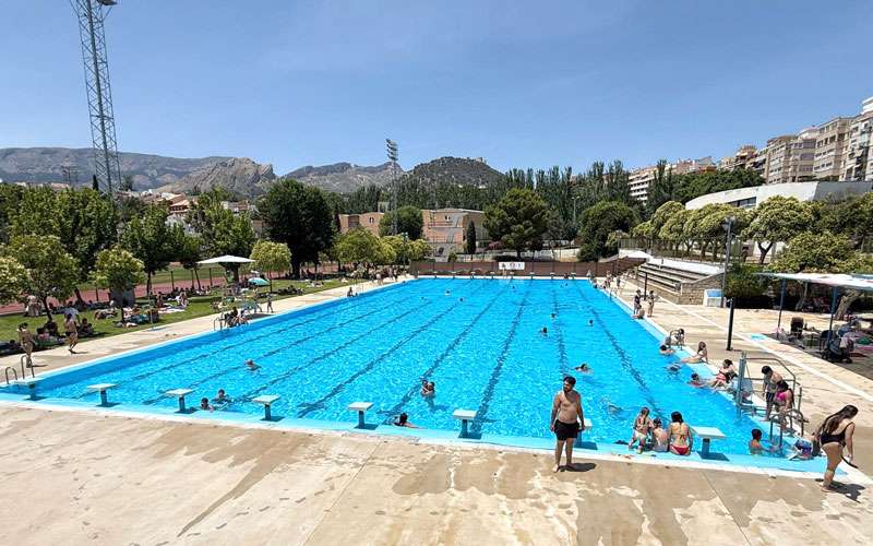 Balance «positivo» tras el primer fin de semana de apertura de la piscina de La Salobreja