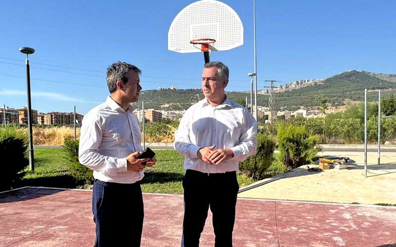 Mejoras en las pista de baloncesto de 3×3 del barrio del Bulevar