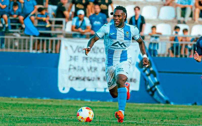 Moha Keita firma por el Real Jaén