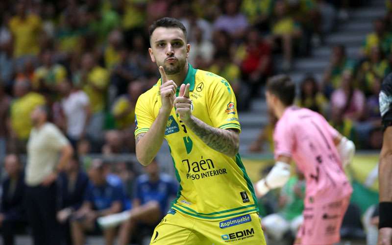 El Jaén FS suma los tres puntos en el Olivo Arena ante el Noia