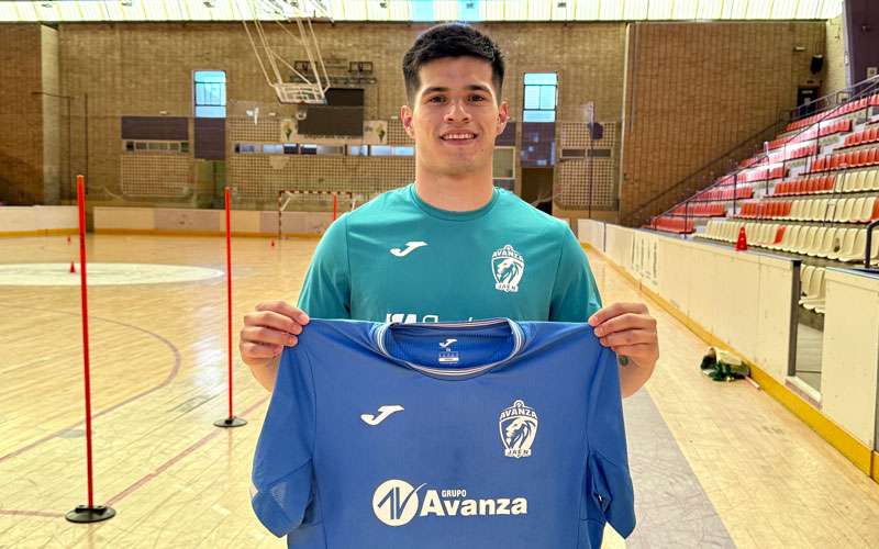 Avanza Jaén Paraíso Interior firma al pívot paraguayo Óscar Martínez