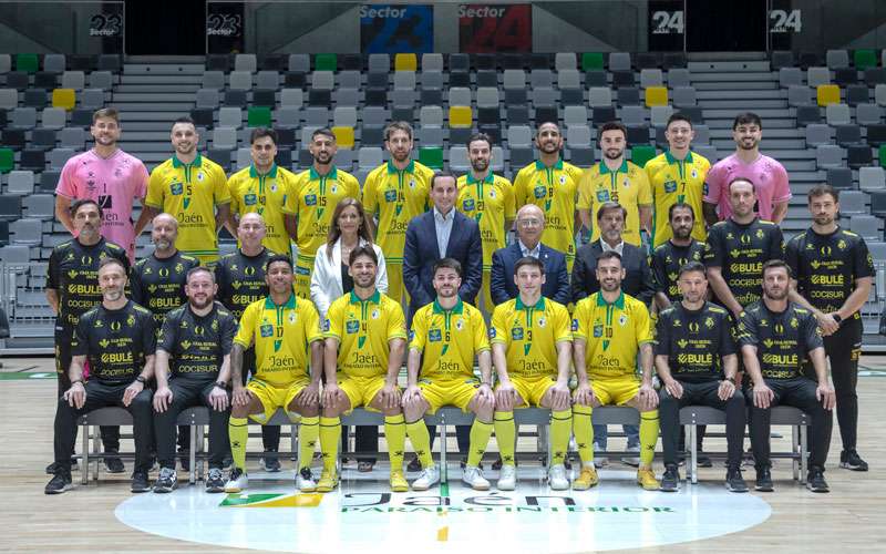 El Jaén FS realiza sus fotografías oficiales de la temporada 2026-27