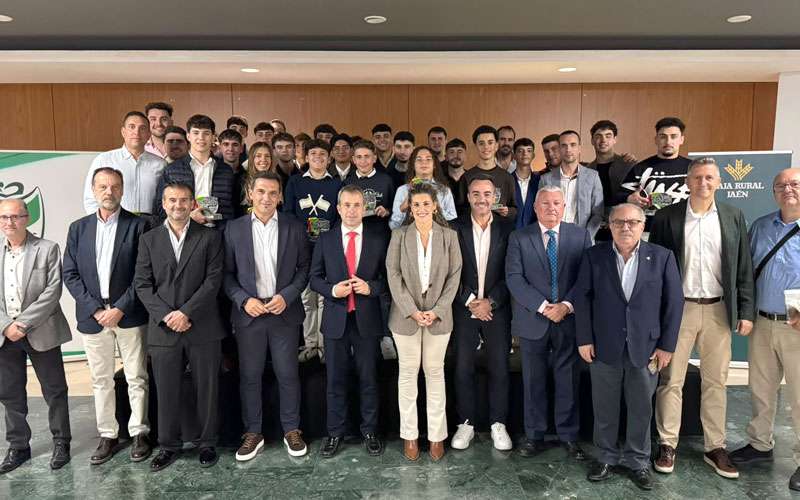 Reconocimiento a los árbitros jiennenses en la Gala Provincial del Arbitraje