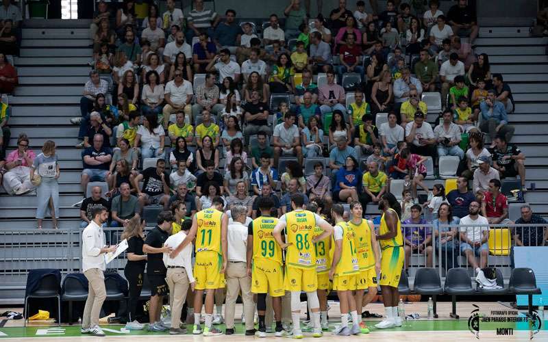 El Jaén Paraíso Interior FS Baloncesto recibe al líder en el Olivo Arena